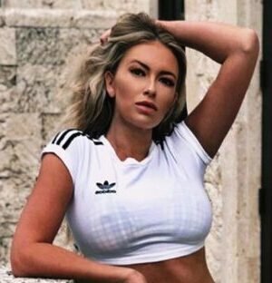 Paulina Gretzky Biography