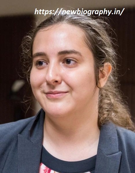 Who is Clara Sorrenti, Know about Clara Sorrenti Biography, Net Worth, Age, Height, News, Husband, Boyfriend, Photo, Earnings & Religion